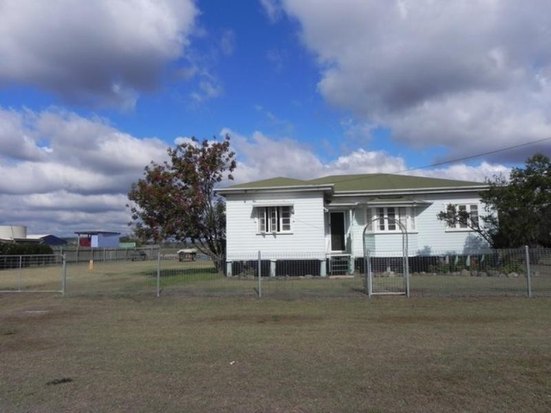 43 Main, Mount Tyson QLD 4356