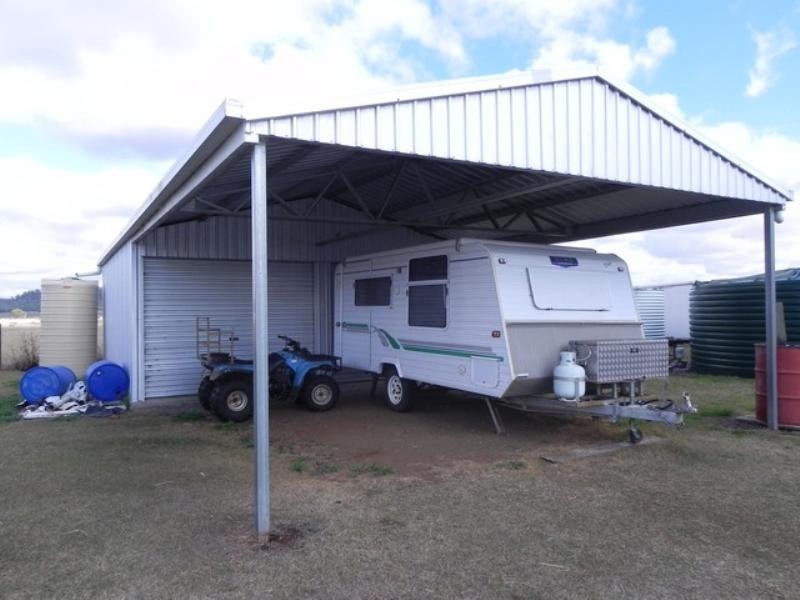 43 Main, Mount Tyson QLD 4356