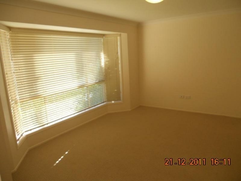 11 McLean Street, Pittsworth QLD 4356