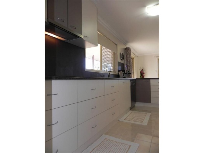 4a Short, Pittsworth QLD 4356