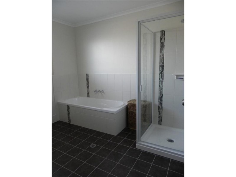 4a Short, Pittsworth QLD 4356