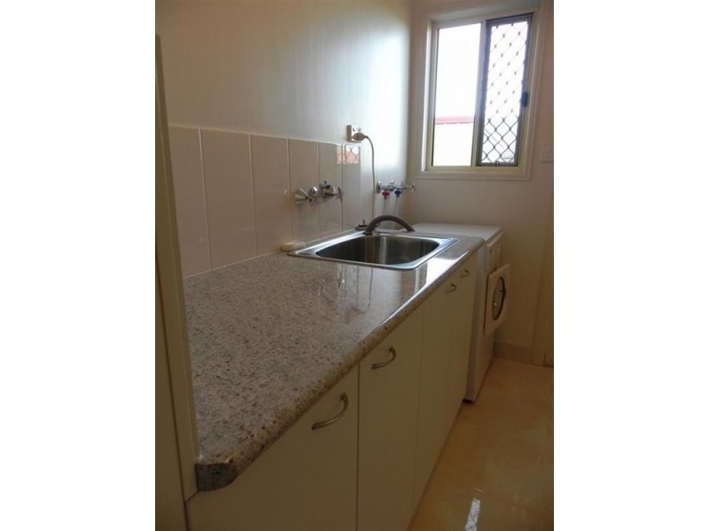 4a Short, Pittsworth QLD 4356