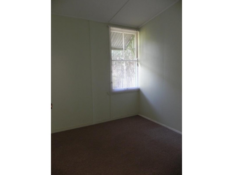 21 Taylor Street, Cecil Plains QLD 4407