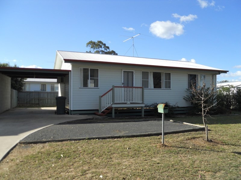 2/30 Gillespie Street, Millmerran QLD 4357