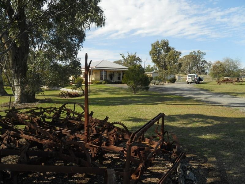 169 Costello Road, Oakey QLD 4401