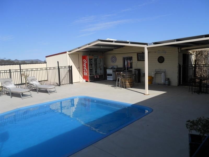 169 Costello Road, Oakey QLD 4401