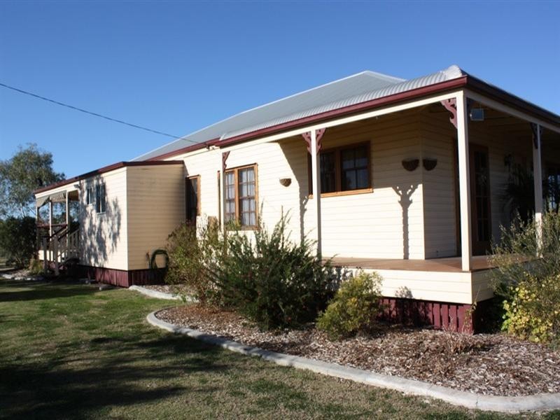 169 Costello Road, Oakey QLD 4401