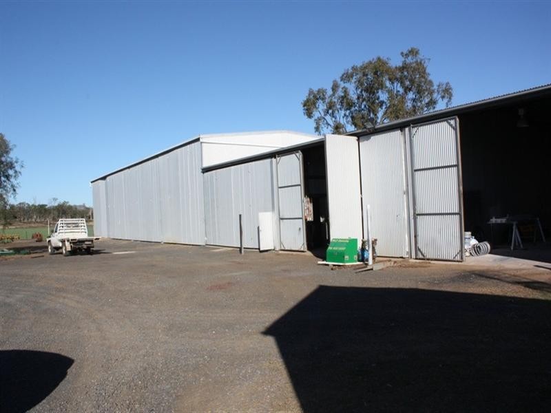 169 Costello Road, Oakey QLD 4401