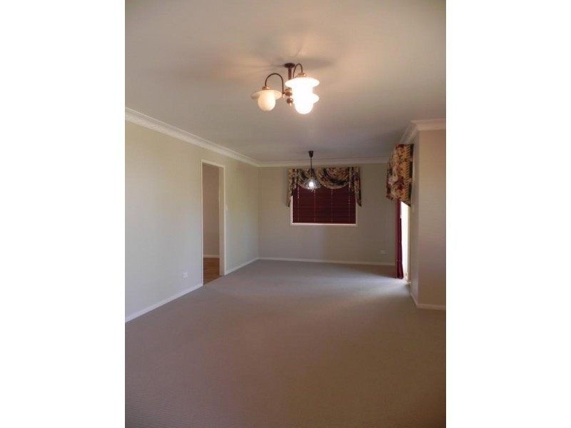 37 Pioneer Way, Pittsworth QLD 4356