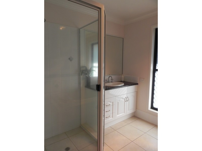 2 Stanley Street, Pittsworth QLD 4356