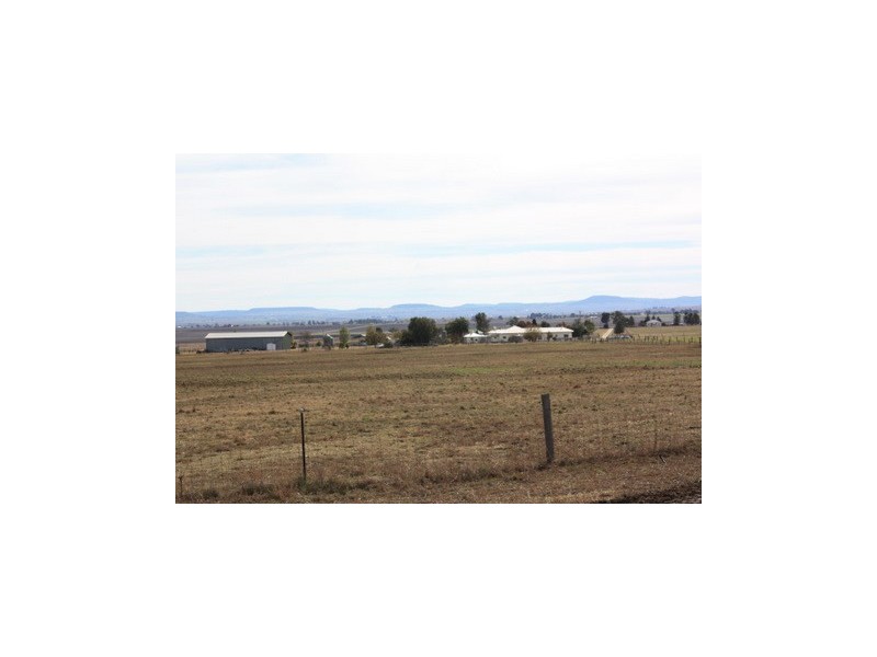 542 Old Elphinstone Road, Clifton QLD 4361