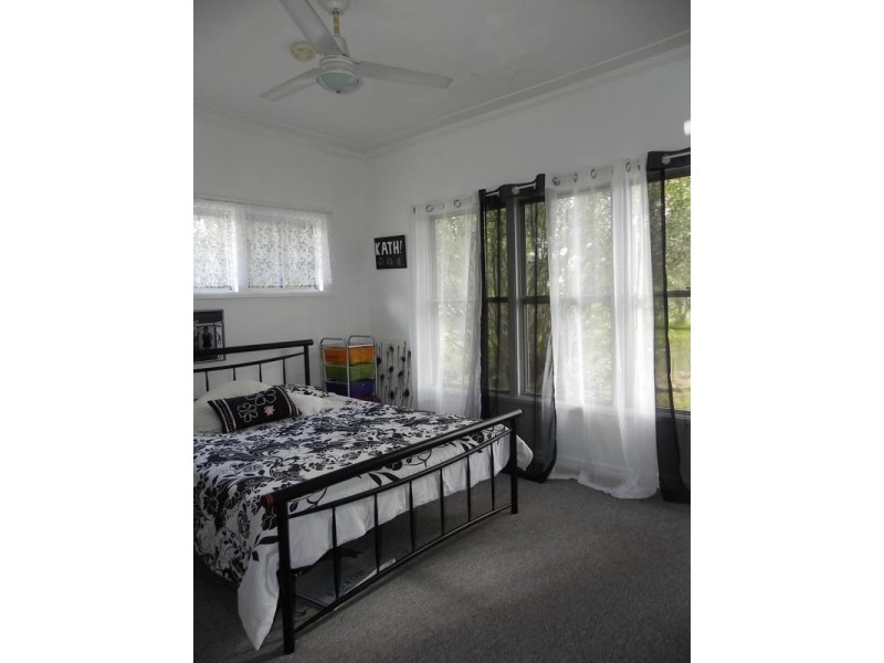 30 Briggs, Pittsworth QLD 4356