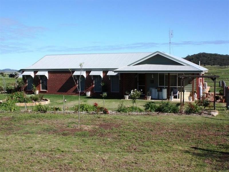 105 Beauaraba Road, Linthorpe QLD 4356