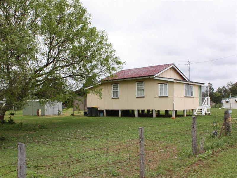 39 Canning Street, Leyburn QLD 4365