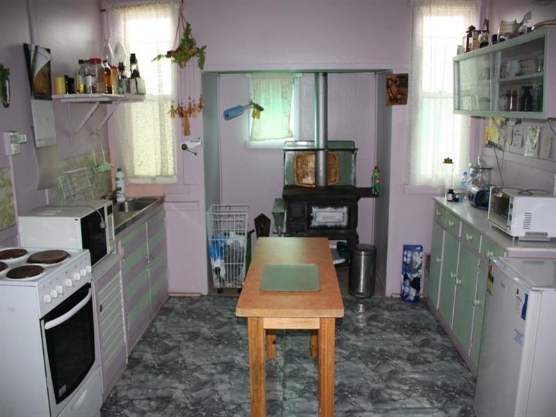 39 Canning Street, Leyburn QLD 4365