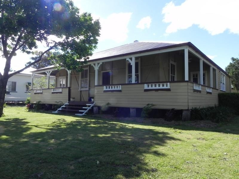 53 Hume, Pittsworth QLD 4356