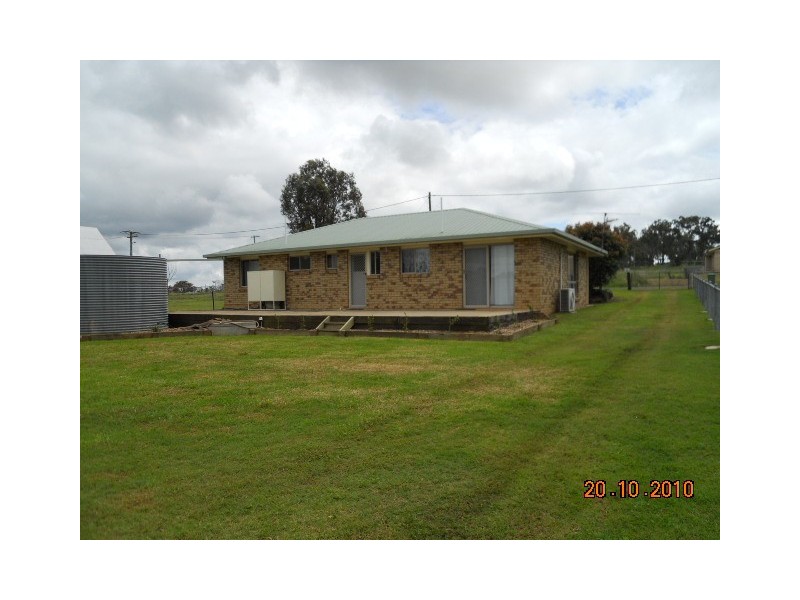 13 John Street, Southbrook QLD 4363