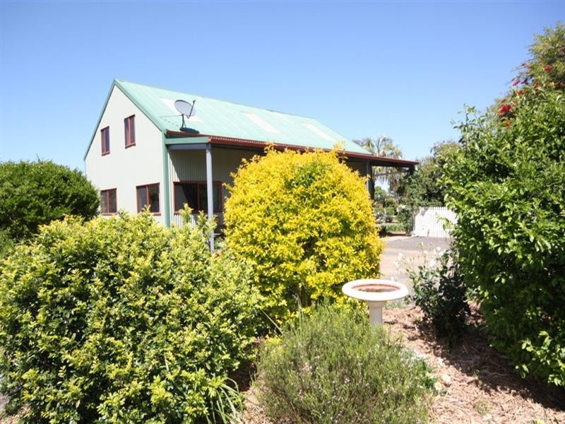 120 Meynink Road, Hodgson Vale QLD 4352