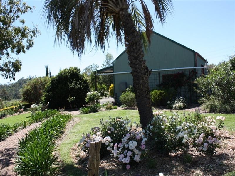 120 Meynink Road, Hodgson Vale QLD 4352