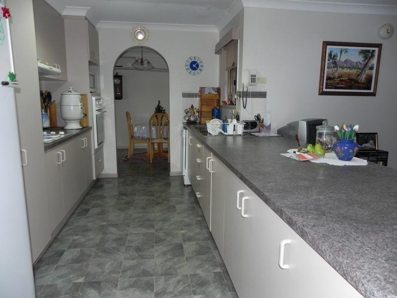 42 Pioneer Way, Pittsworth QLD 4356