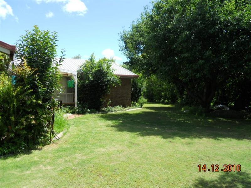 8 White Street, Pittsworth QLD 4356