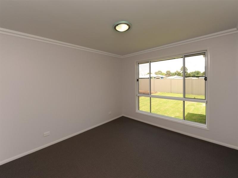 9 Sullivan Crescent, Pittsworth QLD 4356