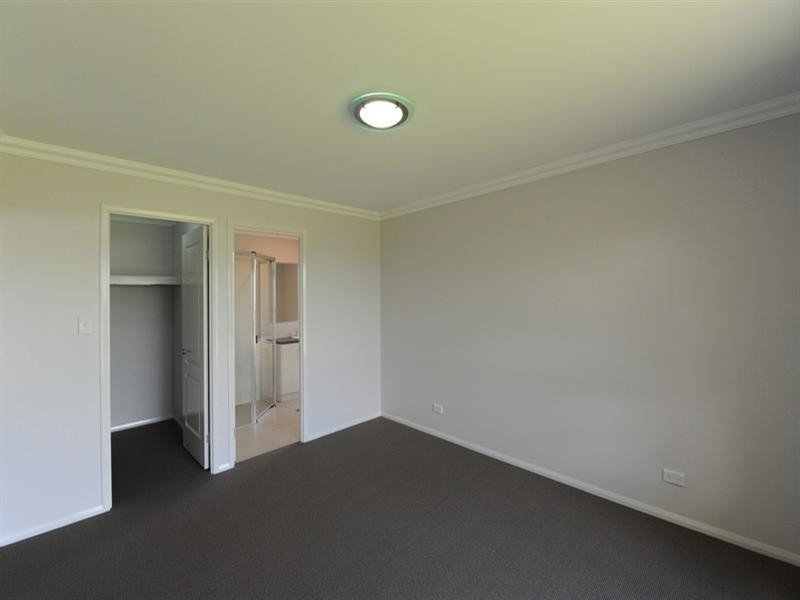 9 Sullivan Crescent, Pittsworth QLD 4356