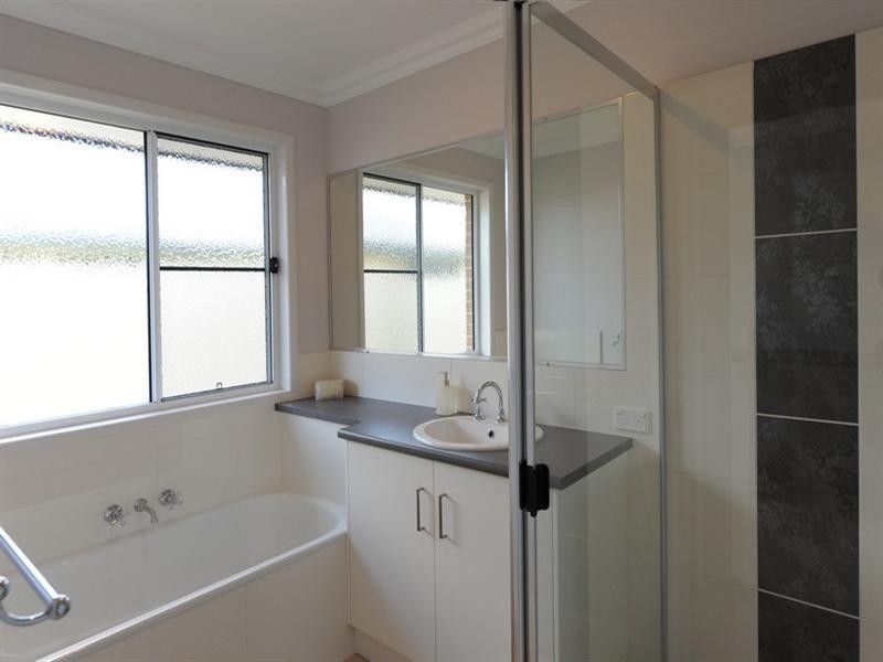 9 Sullivan Crescent, Pittsworth QLD 4356