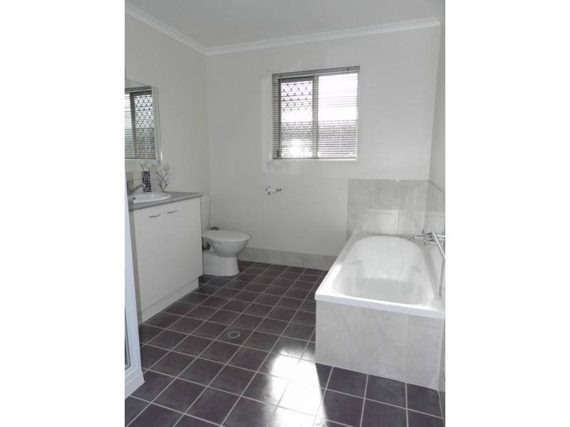 8 Draydon Court, Pittsworth QLD 4356