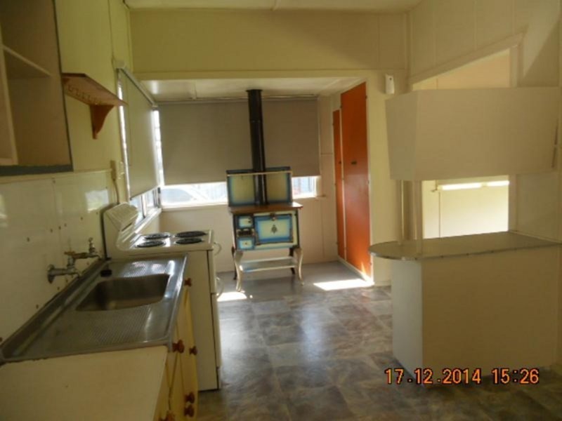 37 Main Street, Mount Tyson QLD 4356