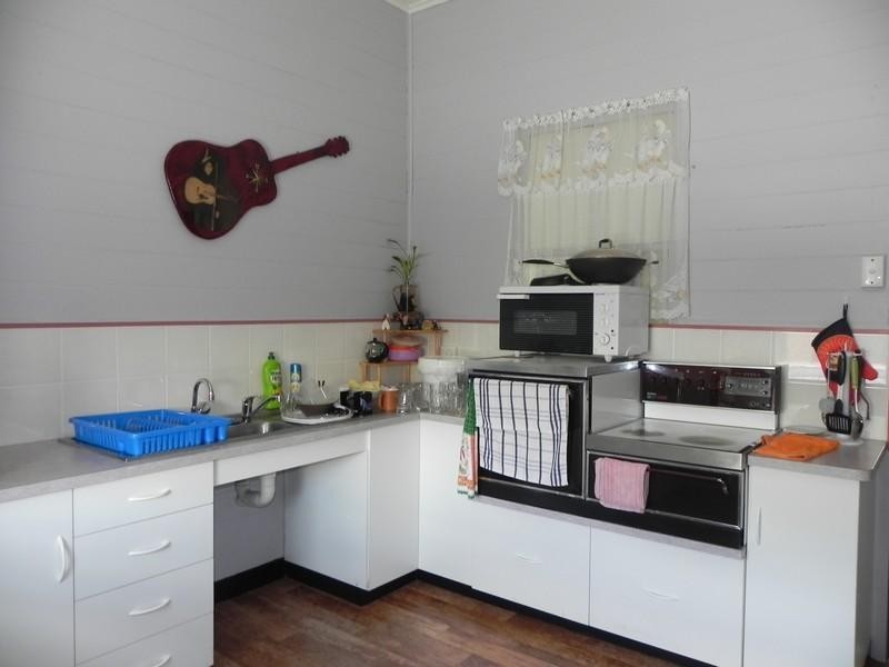 36 Railway, Pittsworth QLD 4356