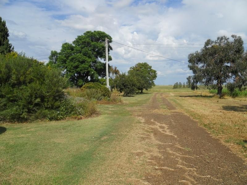 00 Saville Road, Clifton QLD 4361