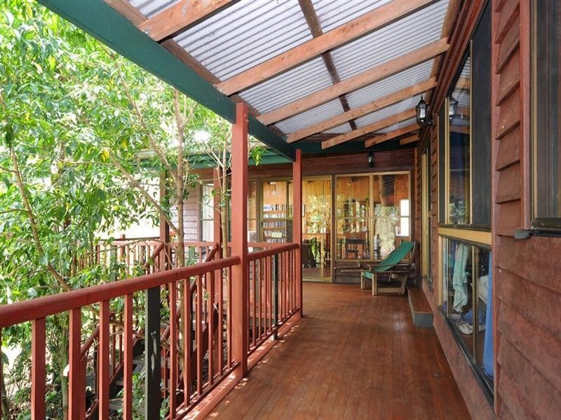 11 Hoopman Road, Hodgson Vale QLD 4352