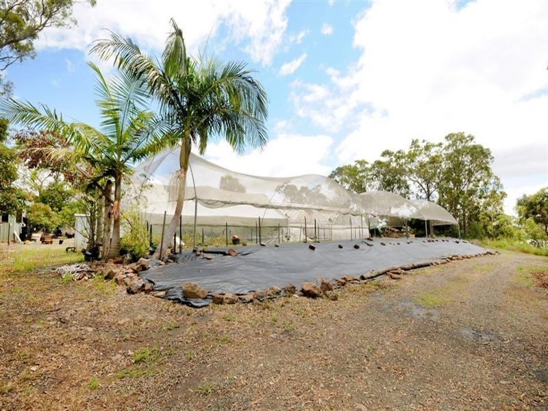 11 Hoopman Road, Hodgson Vale QLD 4352