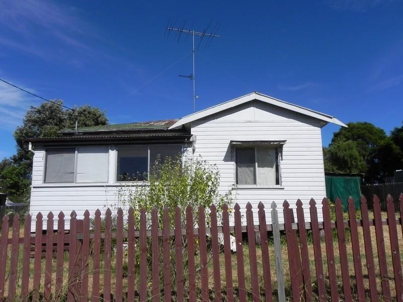 5 Short, Southbrook QLD 4363