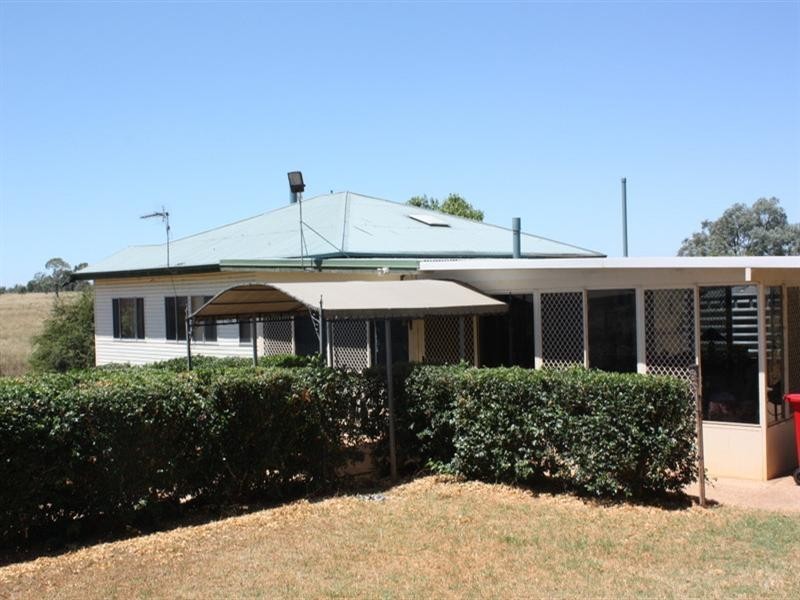 140 Umbiram School Road, Wyreema QLD 4352