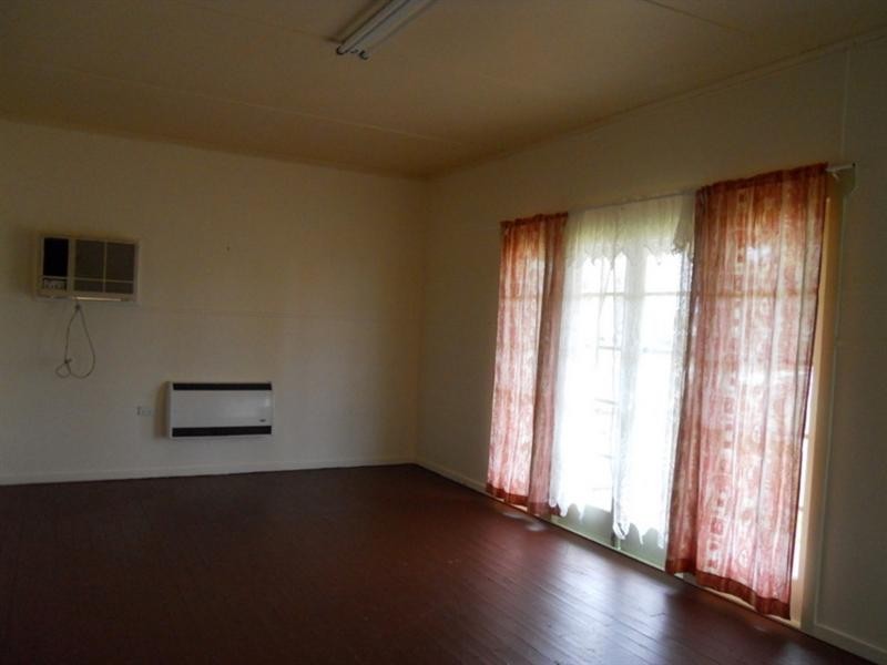 57 Murray Street, Pittsworth QLD 4356