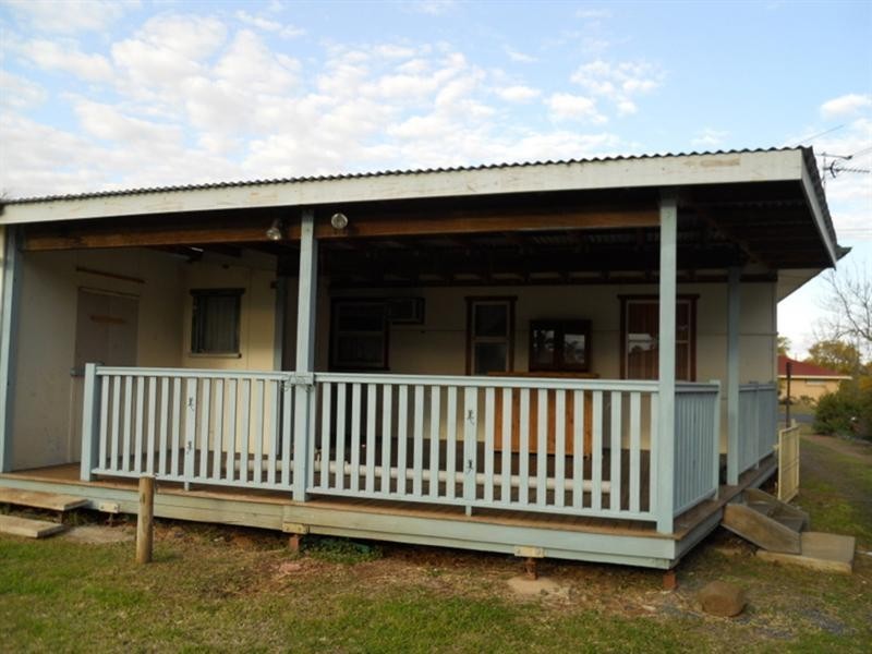 57 Murray Street, Pittsworth QLD 4356