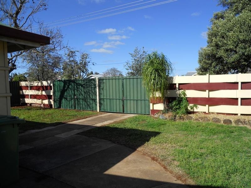 21 Weale Street, Pittsworth QLD 4356