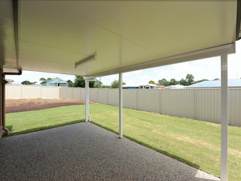 9 Sullivan Crescent, Pittsworth QLD 4356