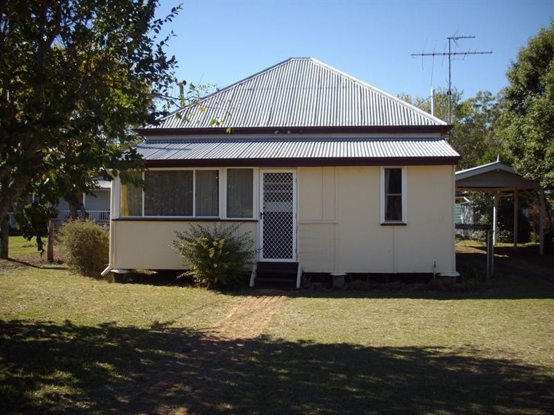56 Short, Pittsworth QLD 4356