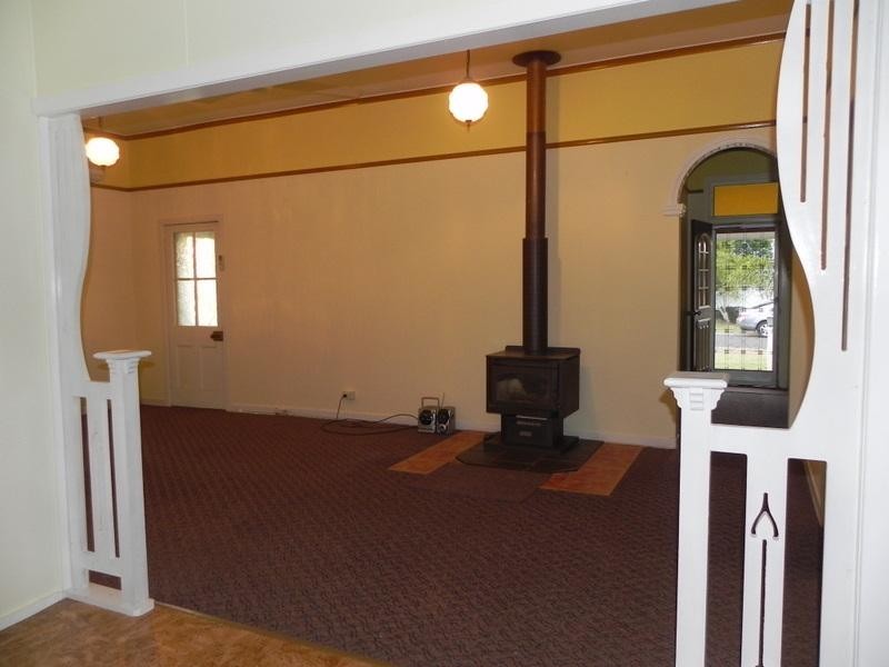 8 Allom, Pittsworth QLD 4356
