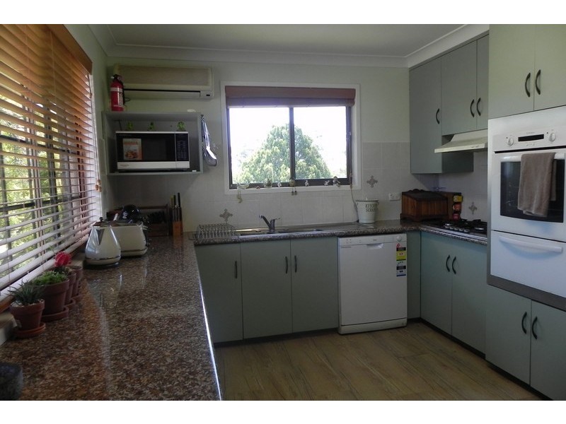 10 Beresford, Pittsworth QLD 4356