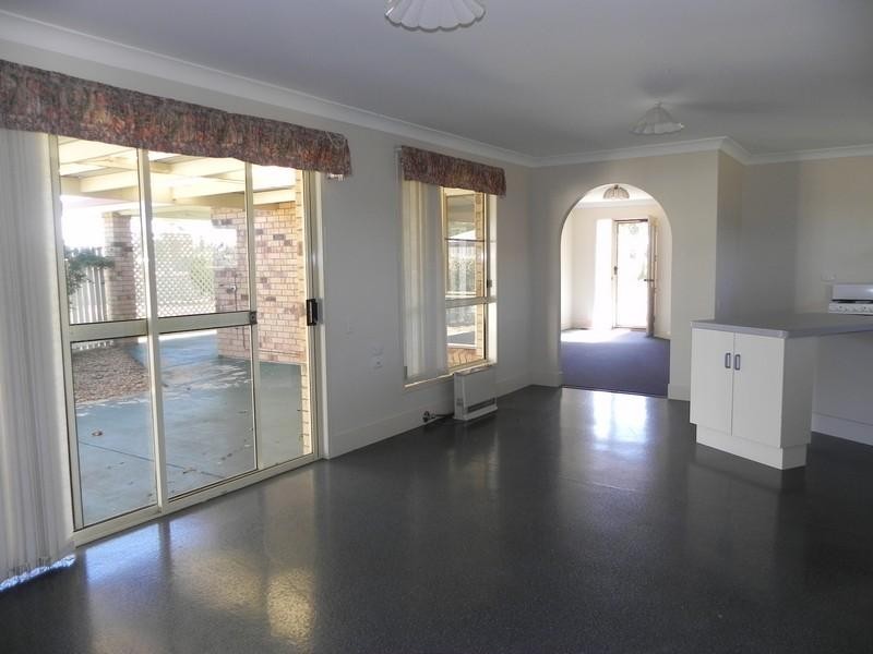 30 Campbell, Pittsworth QLD 4356