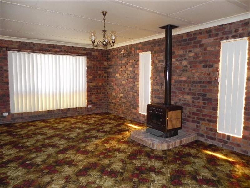 20 Florence, Pittsworth QLD 4356