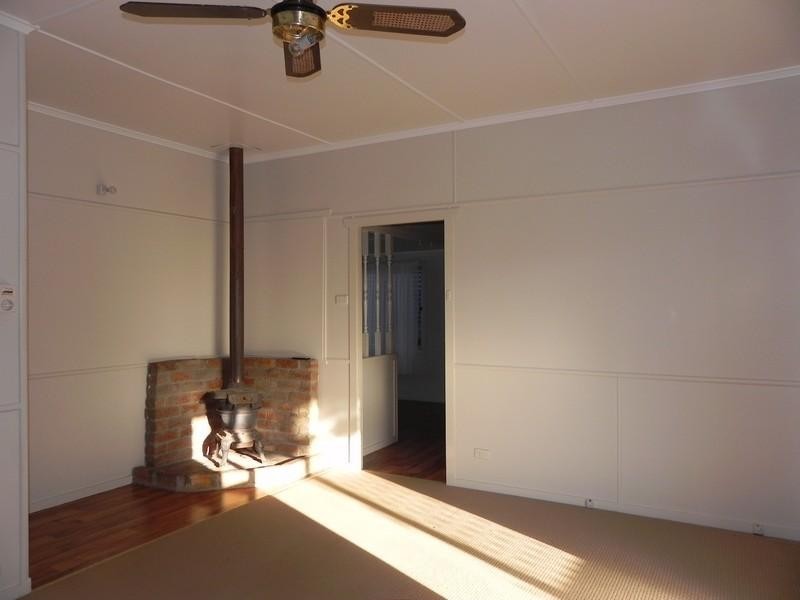 94 Hume, Pittsworth QLD 4356