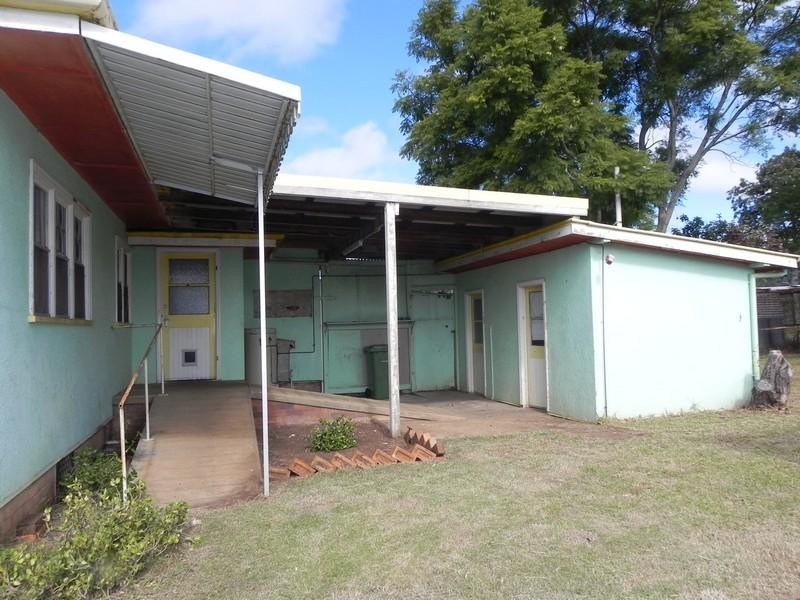 15 Steele, Pittsworth QLD 4356