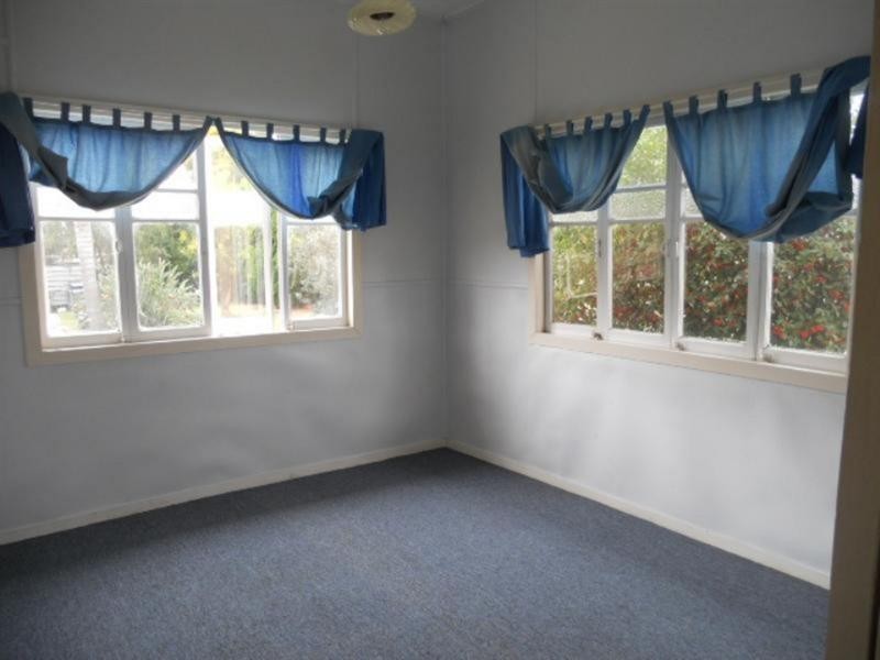 2/3 Helens Street, Pittsworth QLD 4356