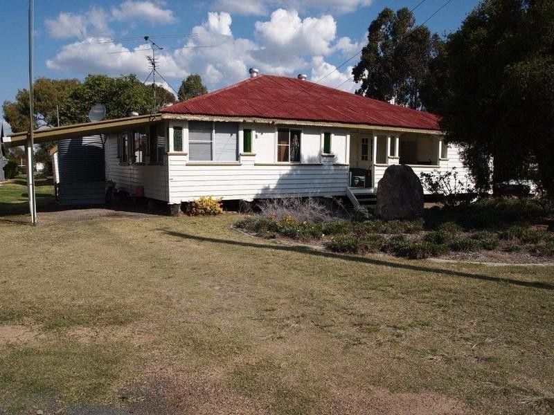 18 Albert, Millmerran QLD 4357