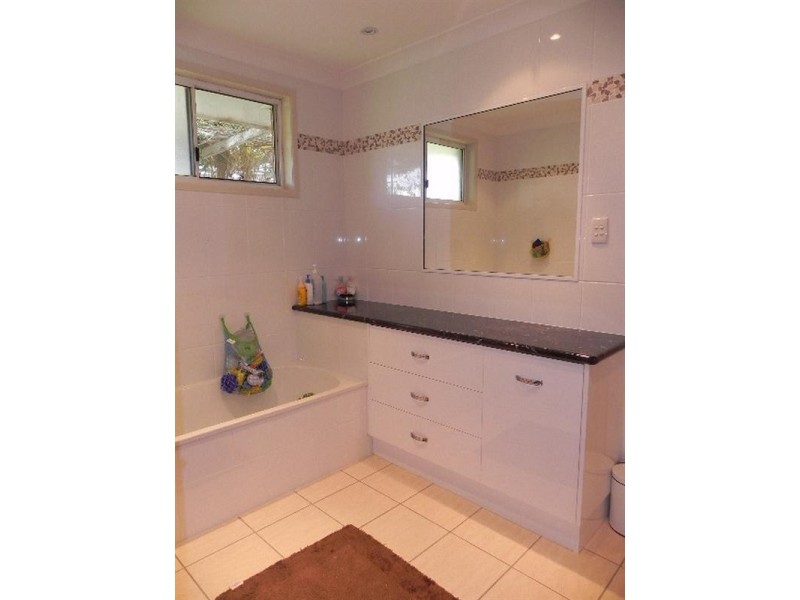 1 White, Pittsworth QLD 4356